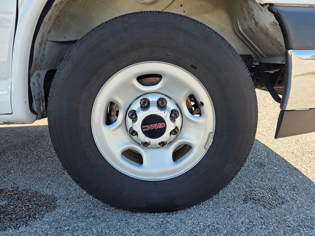 2023 GMC Savana Cargo 2500 Work Van