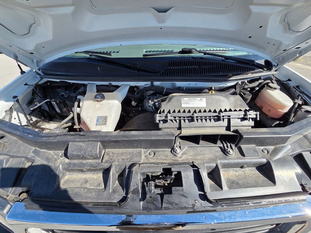 2023 GMC Savana Cargo 2500 Work Van