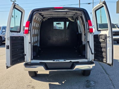 2023 GMC Savana Cargo 2500 Work Van