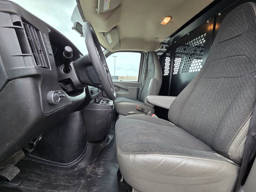 2024 GMC Savana Cargo 2500 Work Van