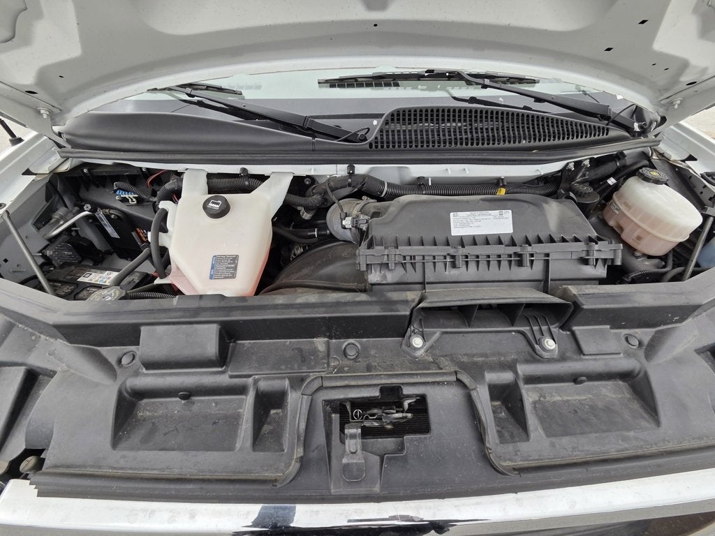 2023 GMC Savana Cargo 2500 Work Van