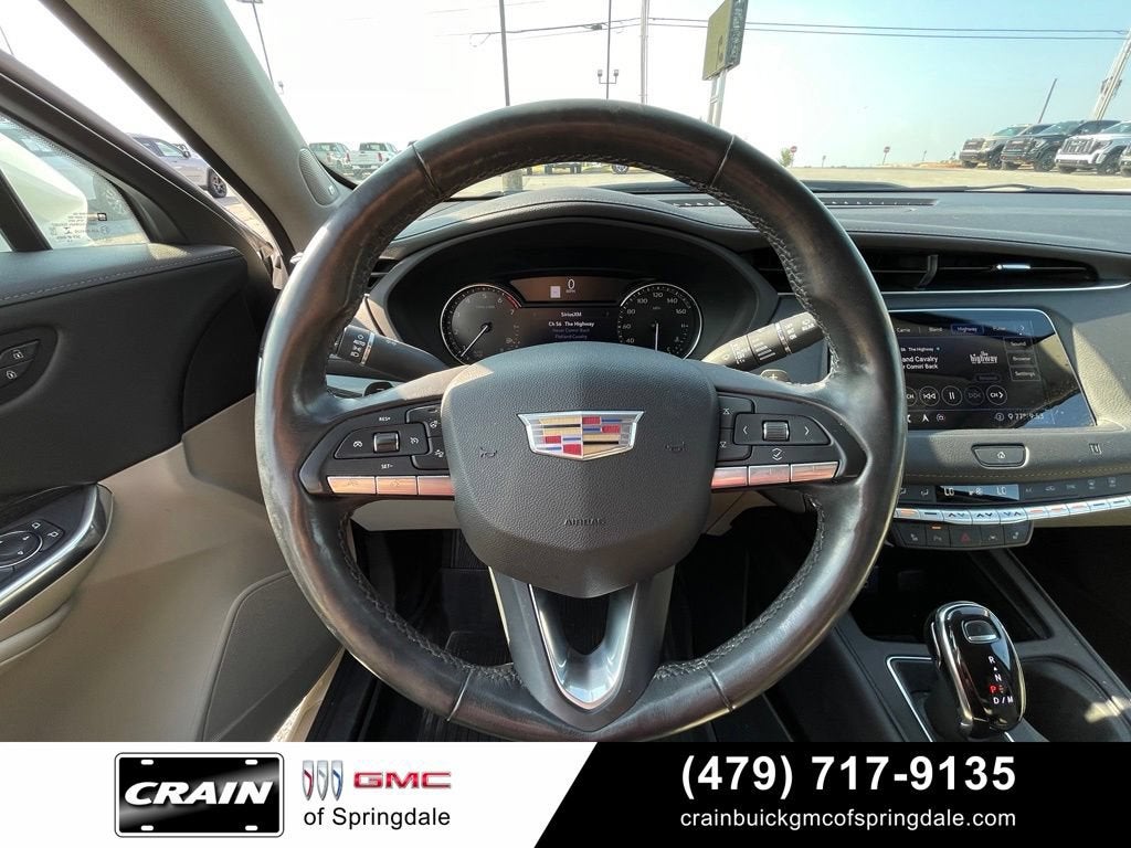 2020 Cadillac XT4 FWD Premium Luxury