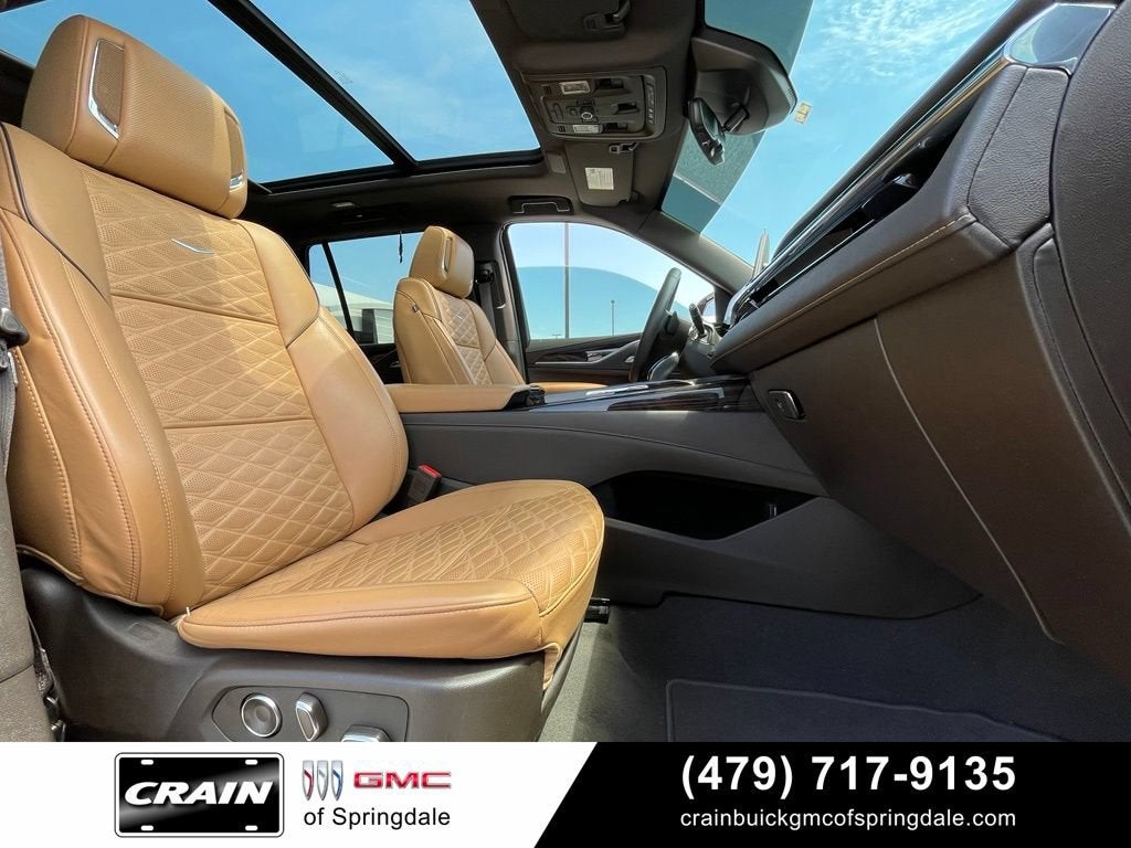 2024 Cadillac Escalade Sport