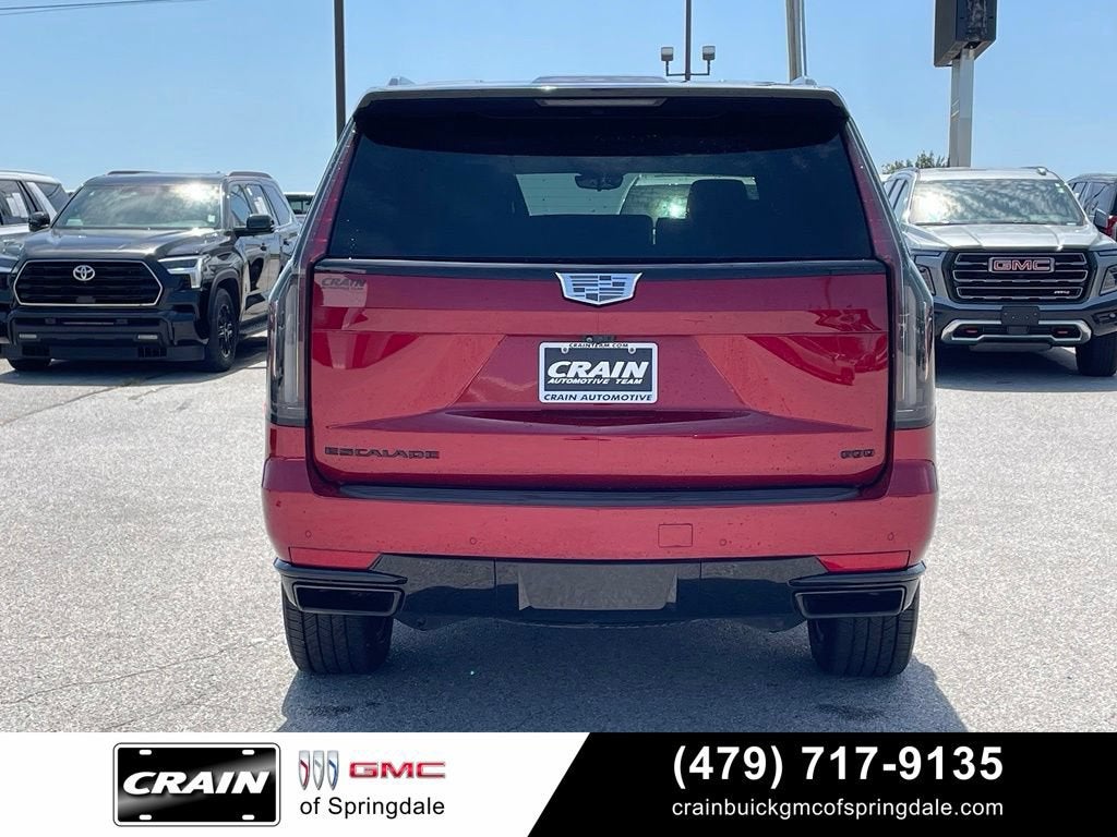 2024 Cadillac Escalade Sport