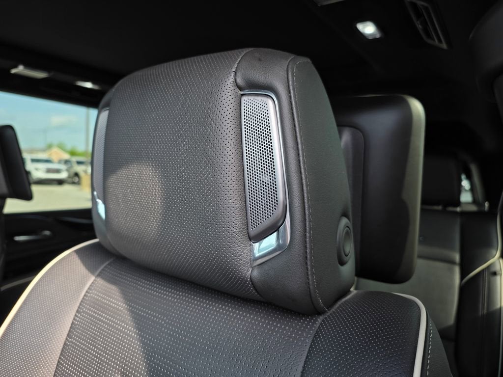 2022 Cadillac Escalade Sport