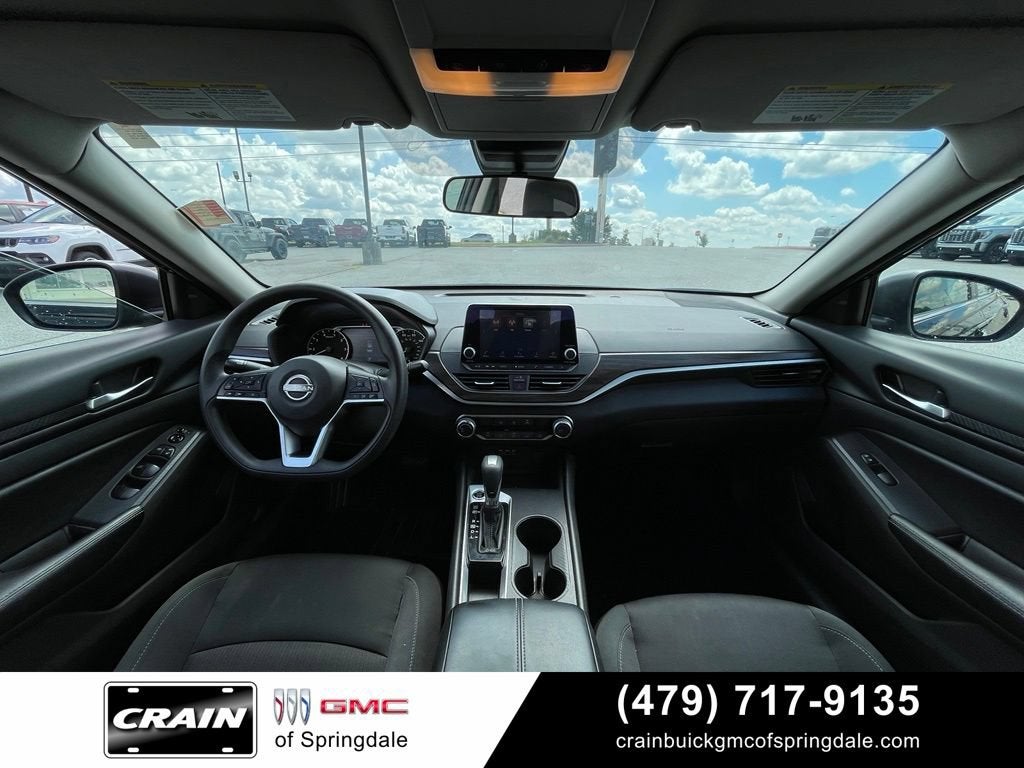 2025 Nissan Altima SV