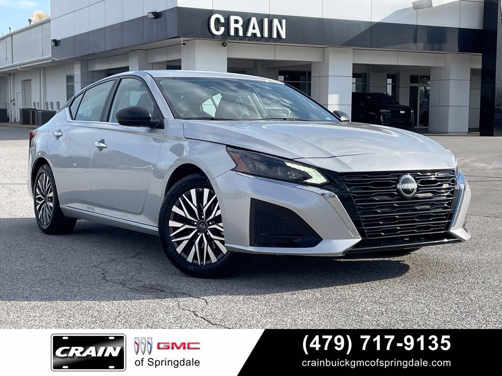 2025 Nissan Altima SV