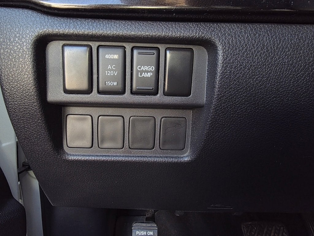 2019 Nissan Titan SV