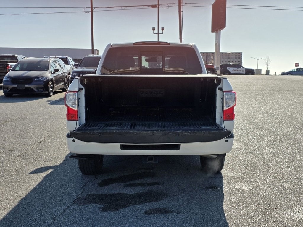 2019 Nissan Titan SV