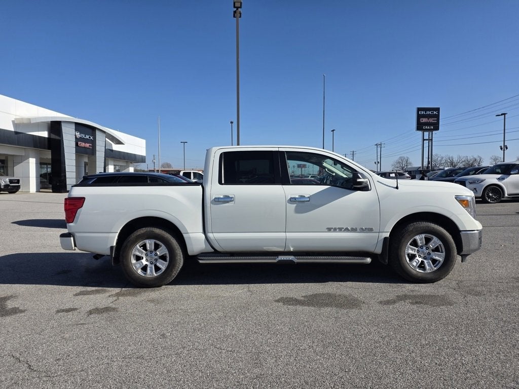 2019 Nissan Titan SV