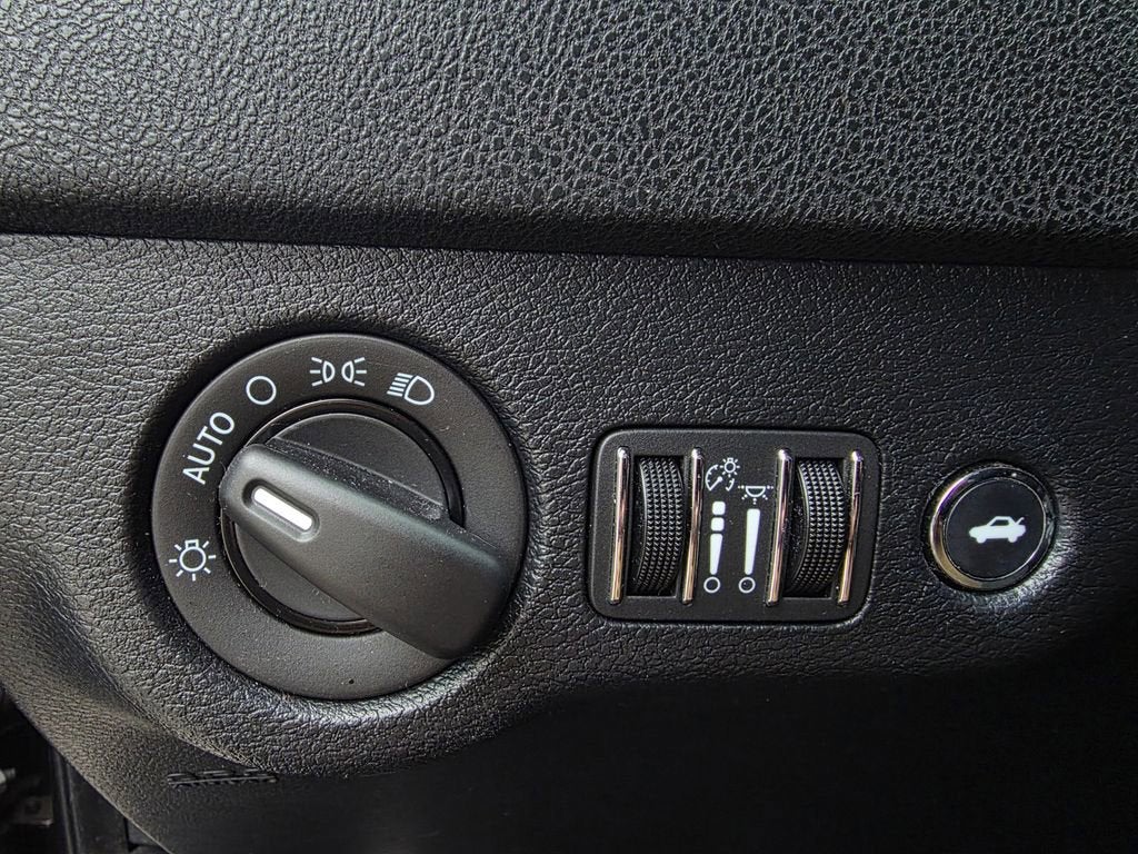 2017 Dodge Charger SE