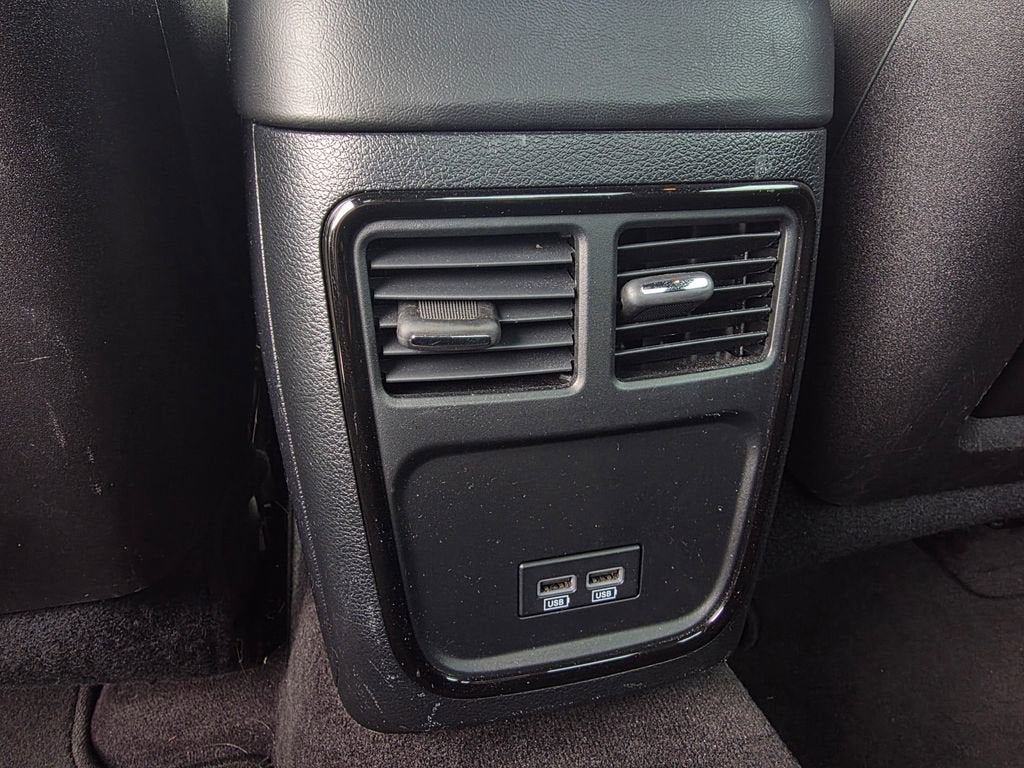 2017 Dodge Charger SE