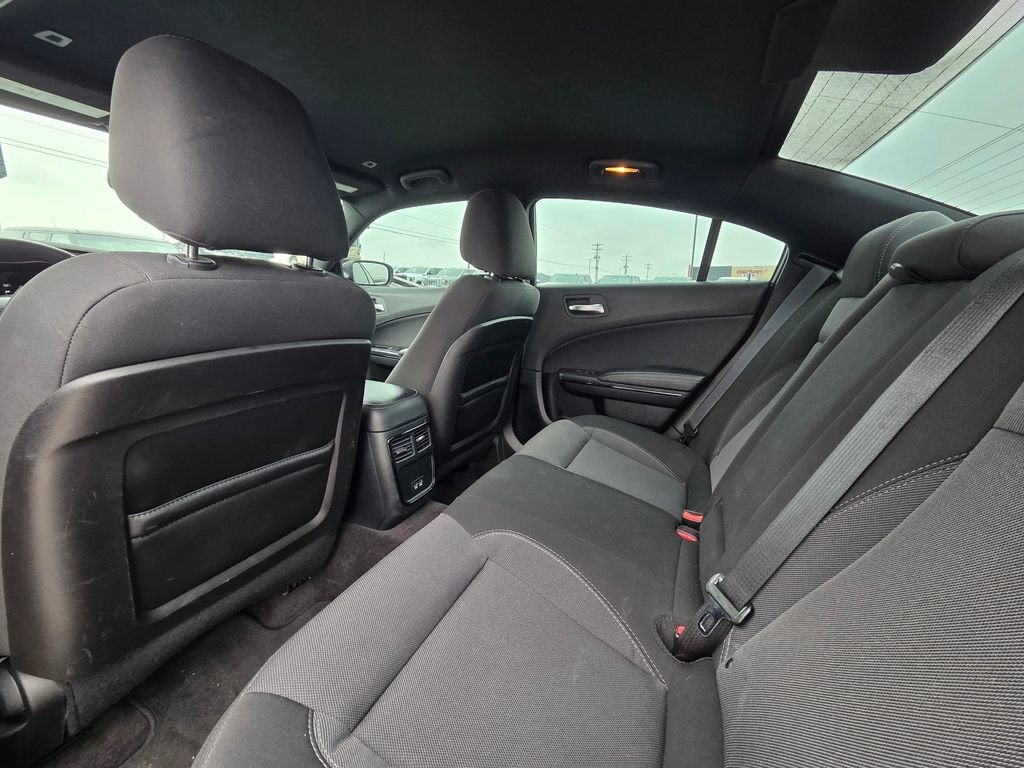 2017 Dodge Charger SE