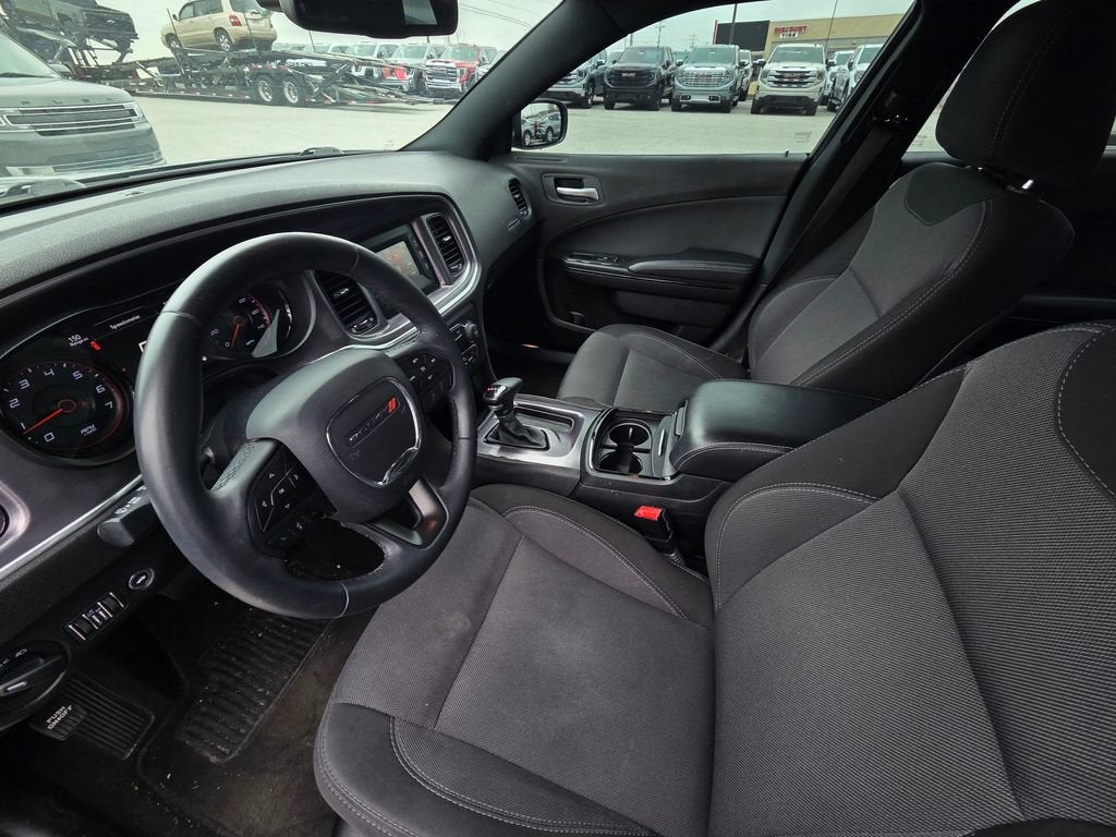 2017 Dodge Charger SE