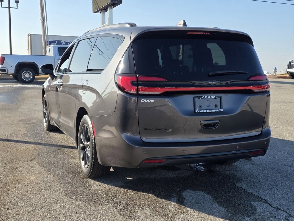2021 Chrysler Pacifica Touring