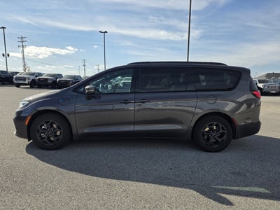 2021 Chrysler Pacifica Hybrid Limited
