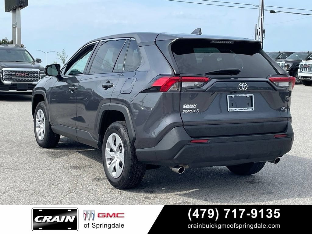 2024 Toyota RAV4 LE