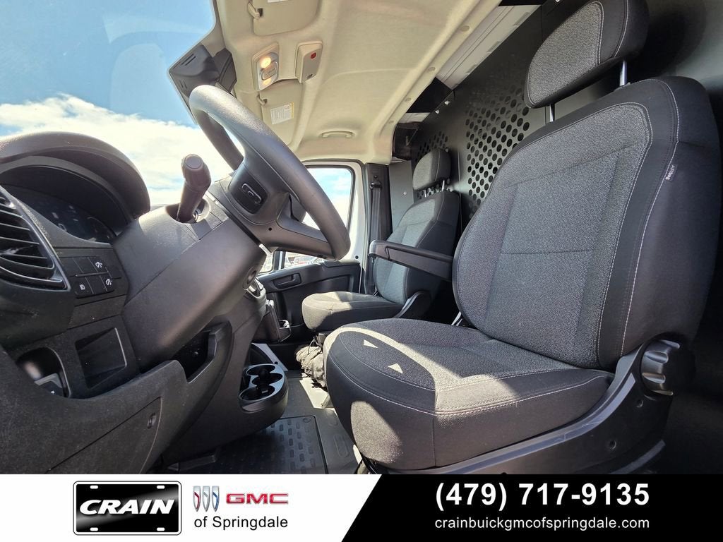 2025 RAM ProMaster Cargo Van Tradesman