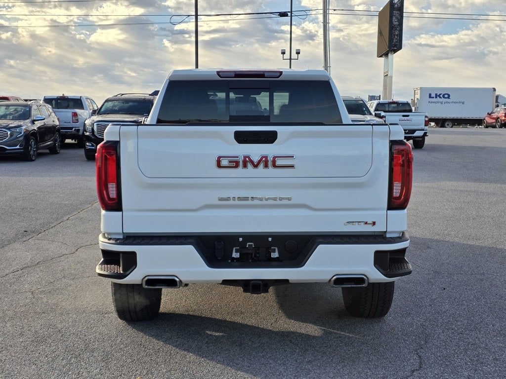 2022 GMC Sierra 1500 Limited AT4