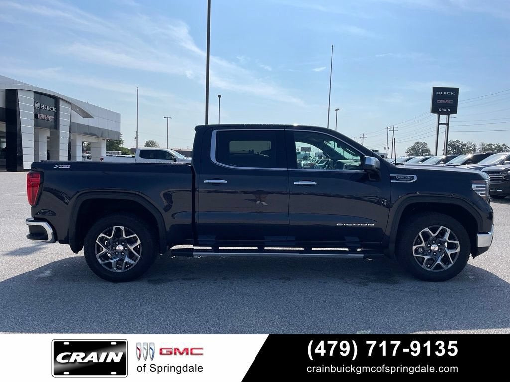 2024 GMC Sierra 1500 SLT
