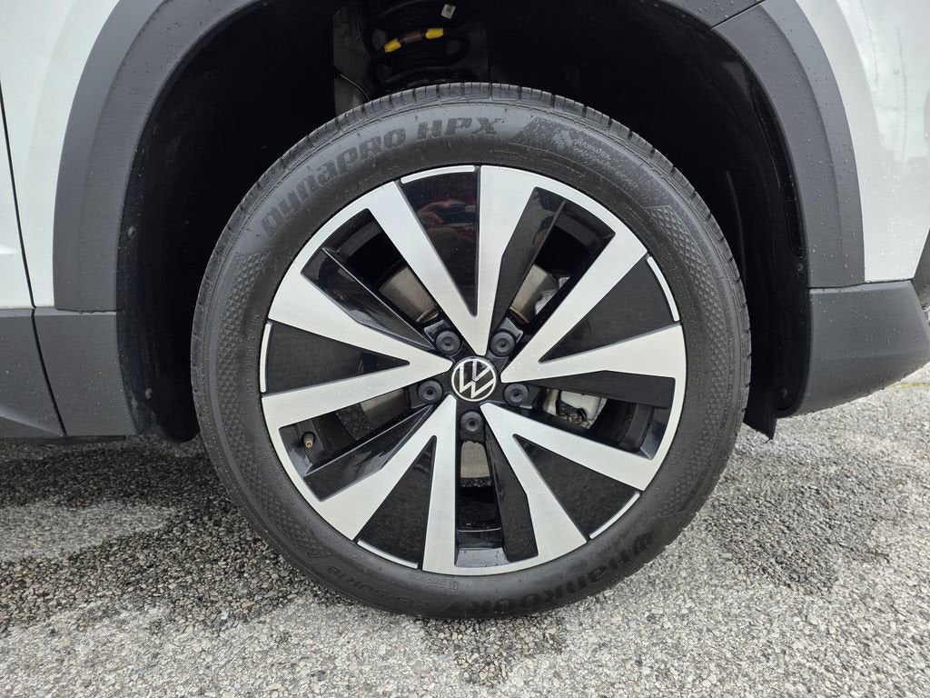 2023 Volkswagen Taos SE