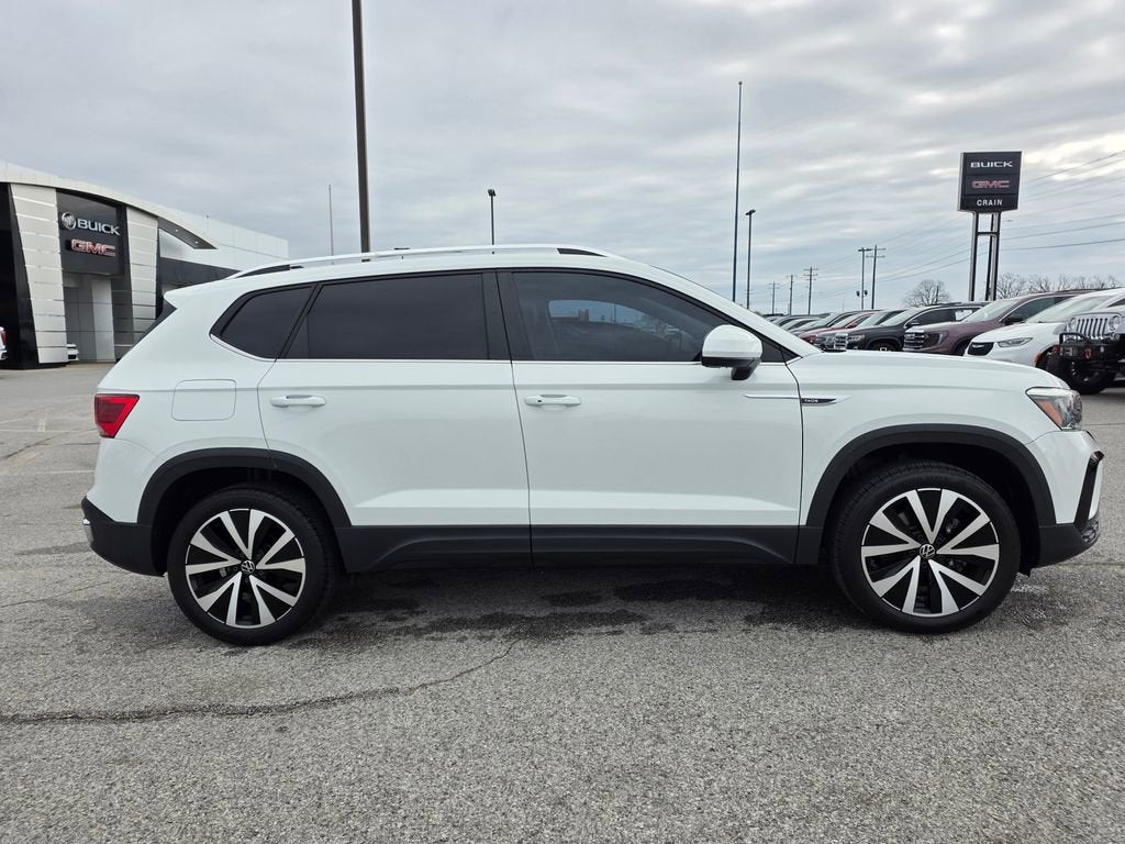 2023 Volkswagen Taos SE