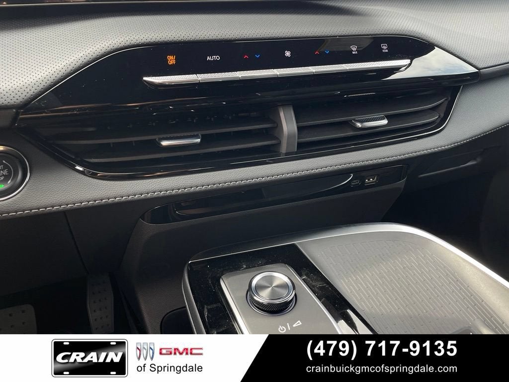 2027 Buick Enclave Preferred