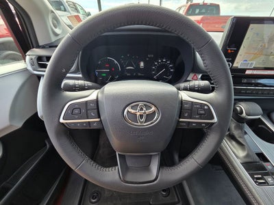 2025 Toyota Sienna XLE