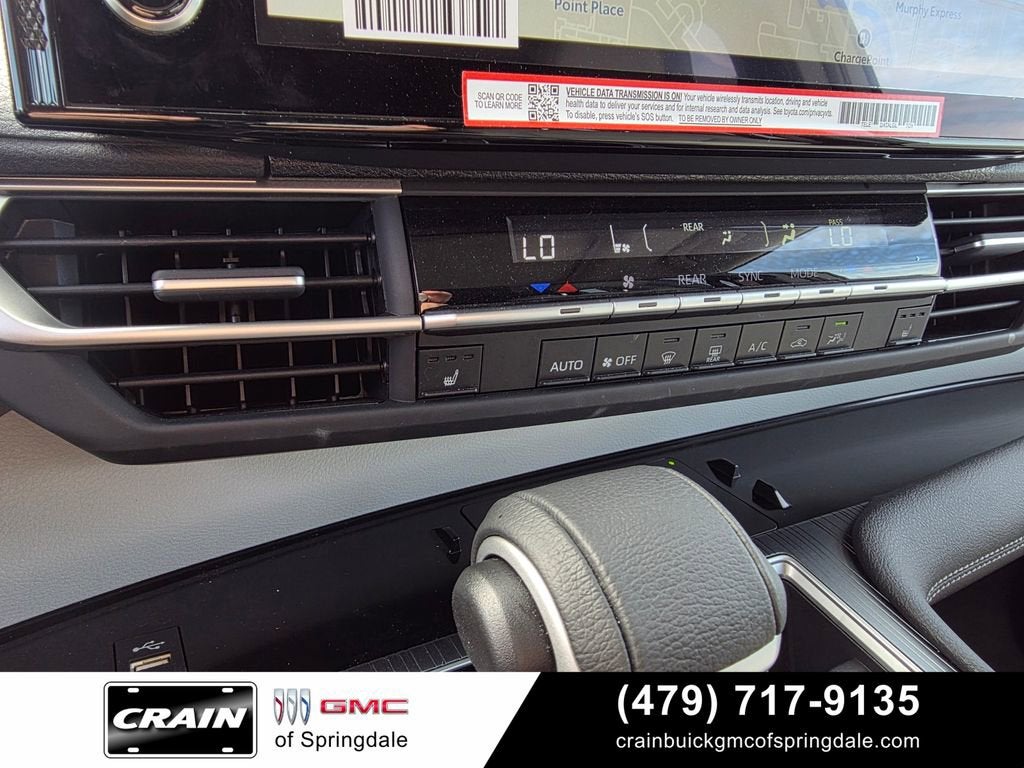 2025 Toyota Sienna XLE