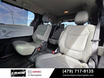 2025 Toyota Sienna XLE