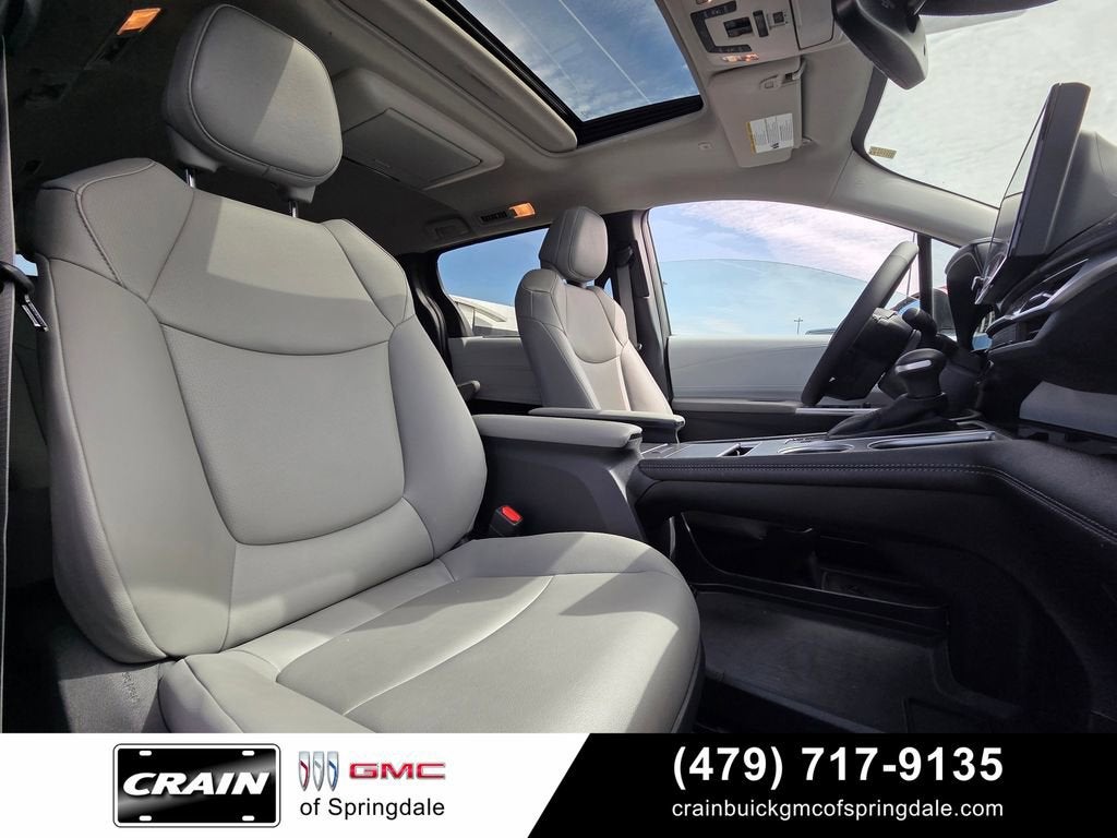 2025 Toyota Sienna XLE