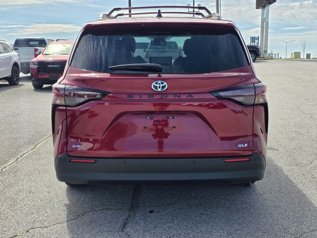 2025 Toyota Sienna XLE
