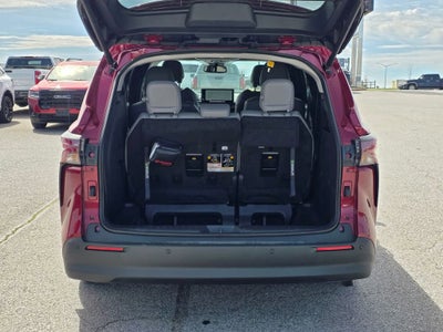 2025 Toyota Sienna XLE