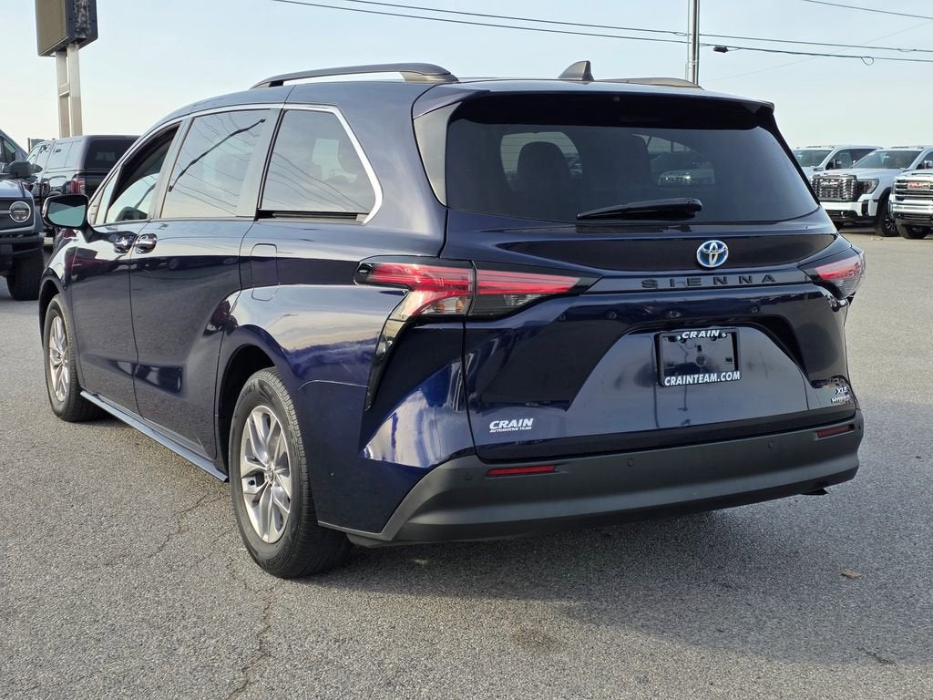 2022 Toyota Sienna XLE