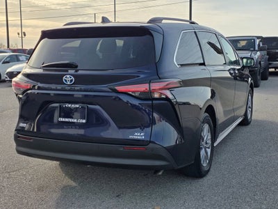 2022 Toyota Sienna XLE