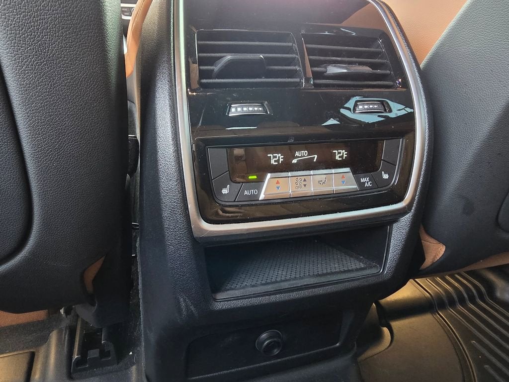 2022 BMW X6 xDrive40i