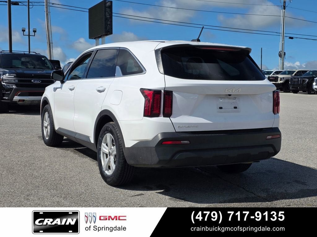 2023 Kia Sorento LX