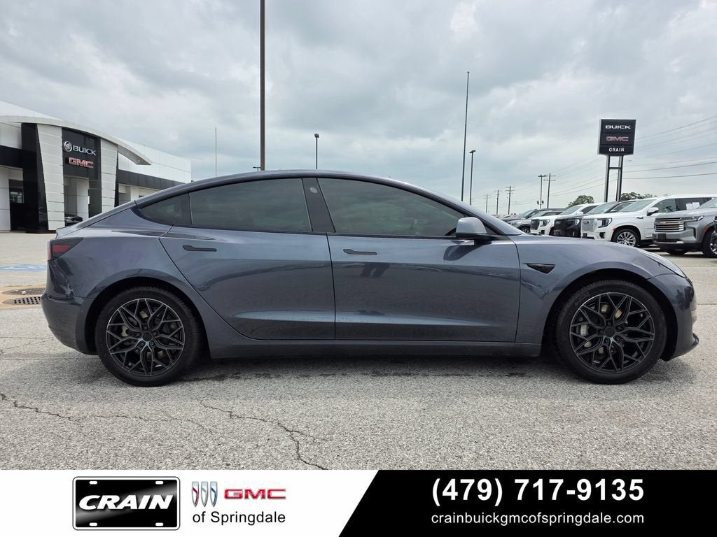 2022 Tesla Model 3 Base