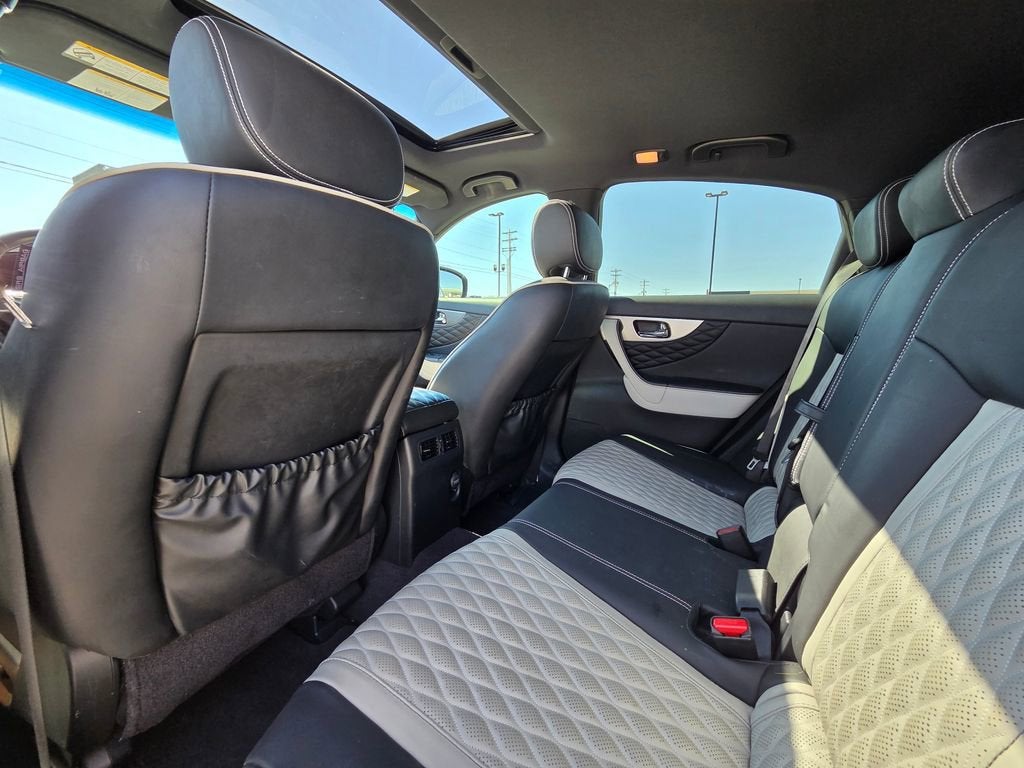 2017 INFINITI QX70 4DR RWD