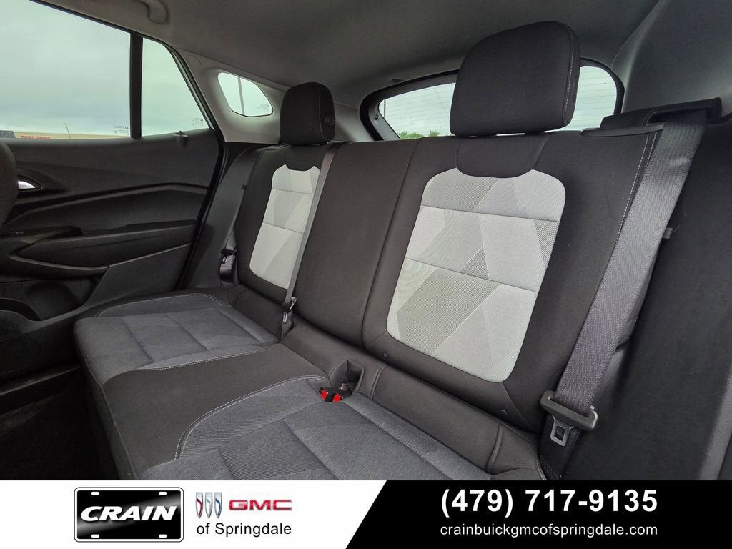 2025 Chevrolet Trax LS