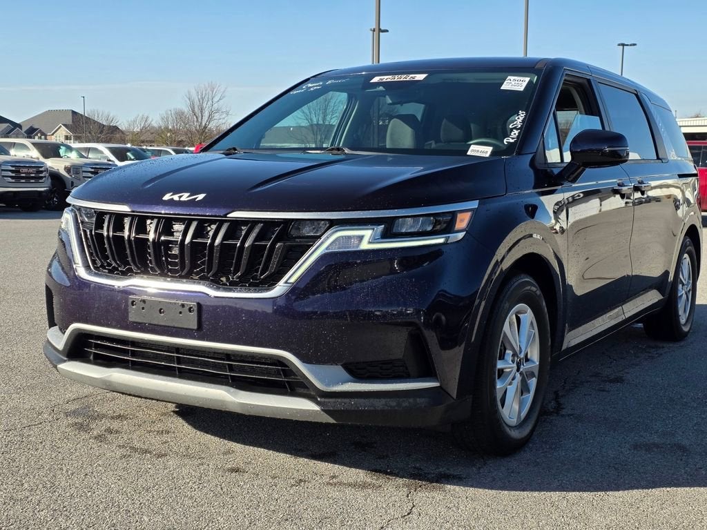 2022 Kia Carnival LX