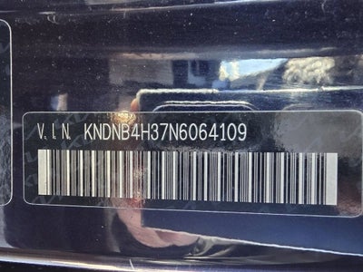 2022 Kia Carnival LX