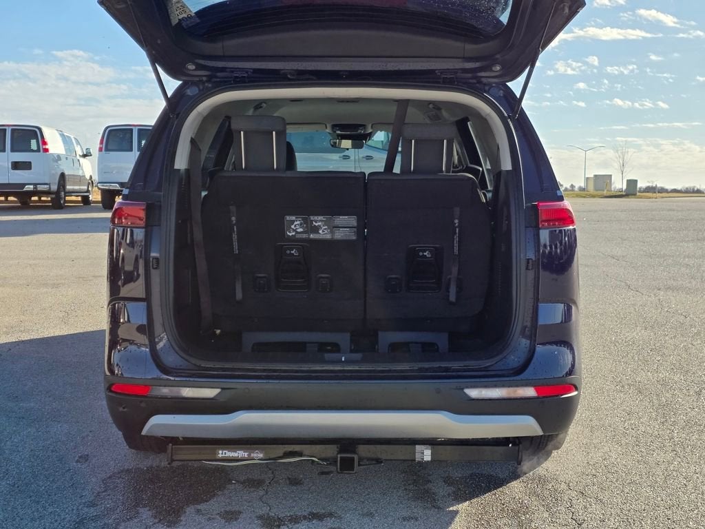 2022 Kia Carnival LX