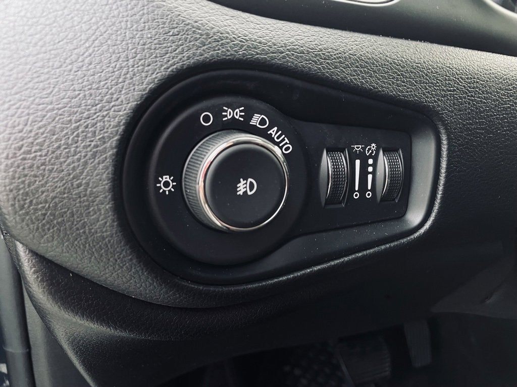 2023 Jeep Renegade Upland