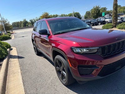 2024 Jeep Grand Cherokee Altitude