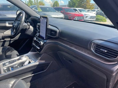2022 Ford Explorer Platinum