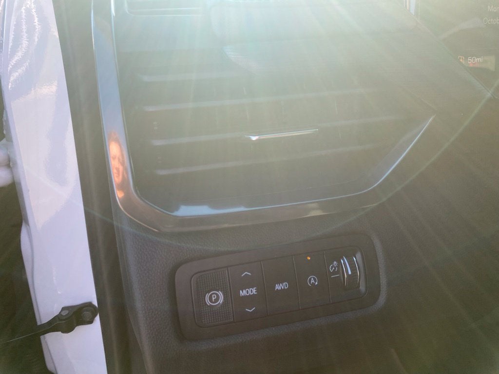 2027 GMC Acadia AT4