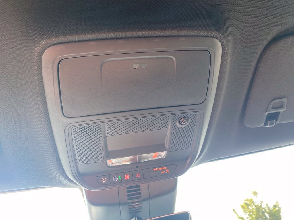 2027 GMC Acadia AT4
