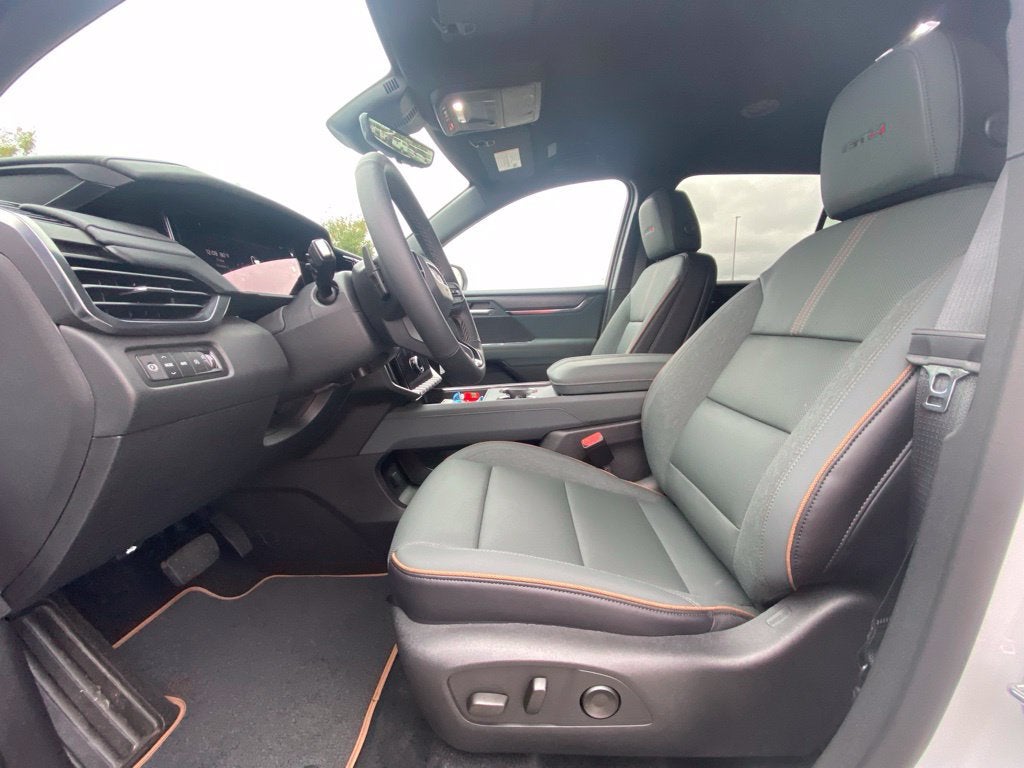 2027 GMC Acadia AT4