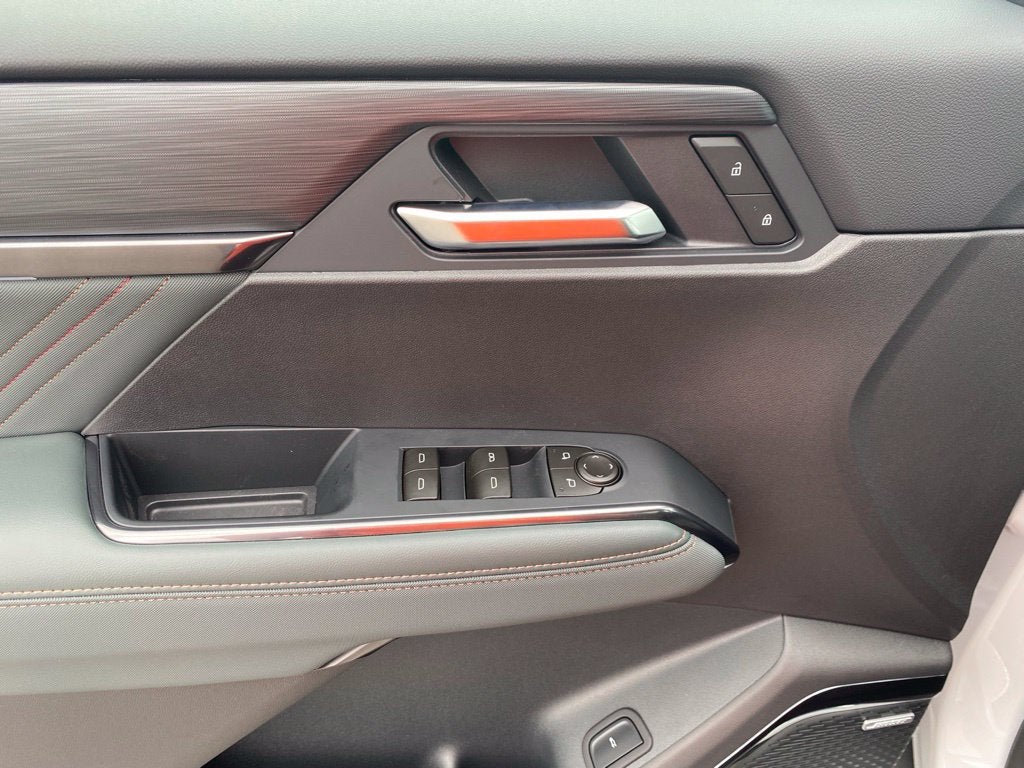 2027 GMC Acadia AT4